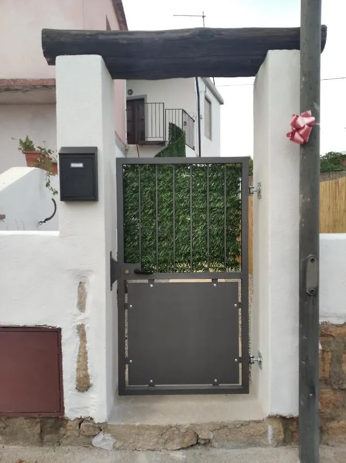 Casa Vacanze Da Michele E Azzurra Lotzorai Lägenhet